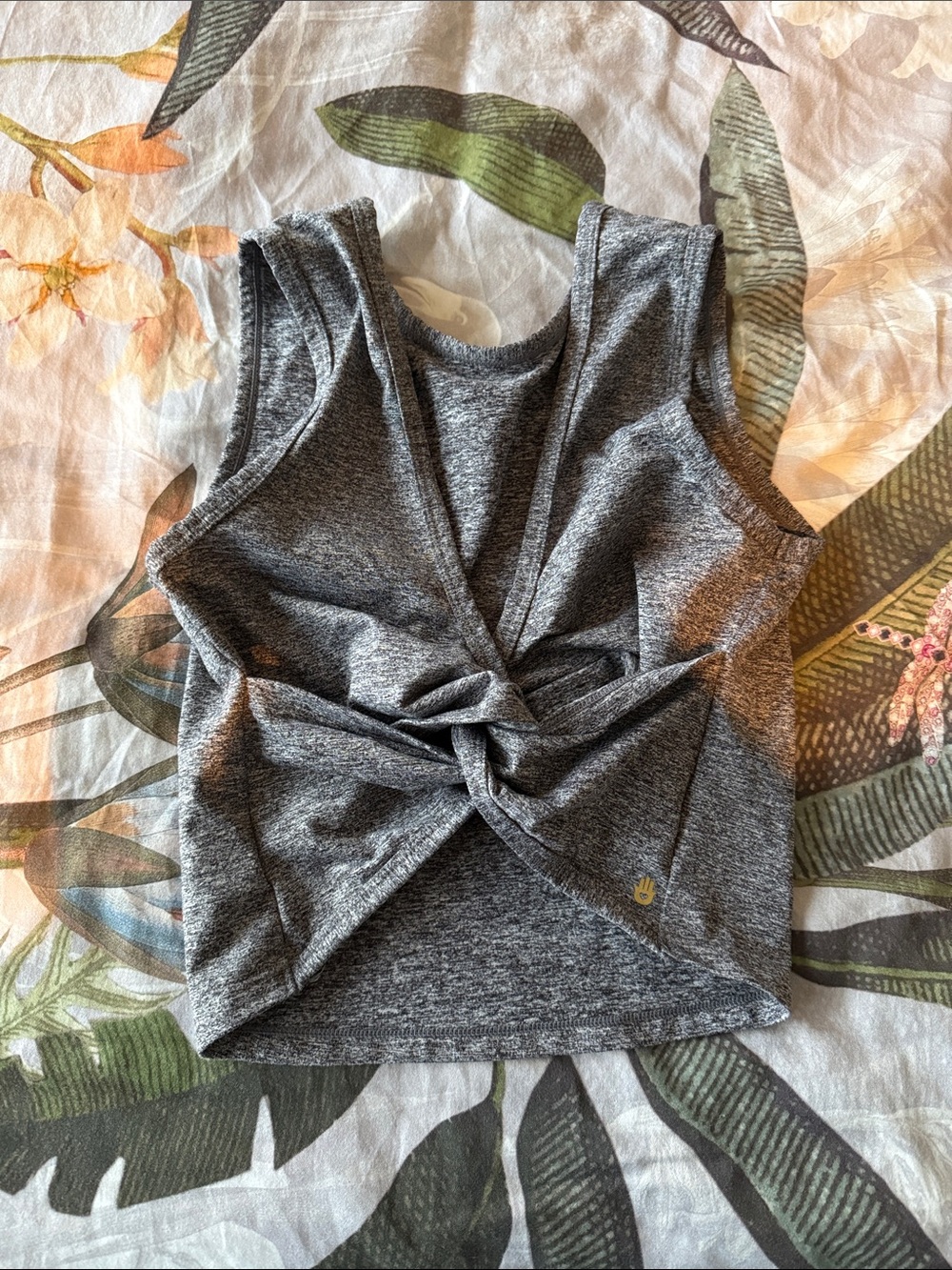 Spiritual gangster top